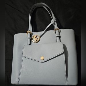 Blue jet set Michael Kors purse used only twice saffiano leather